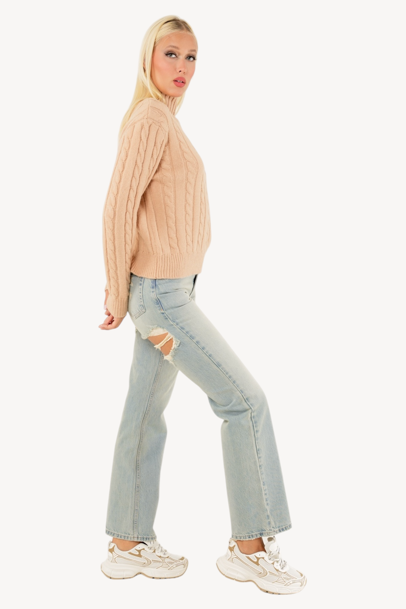 Sara sweater