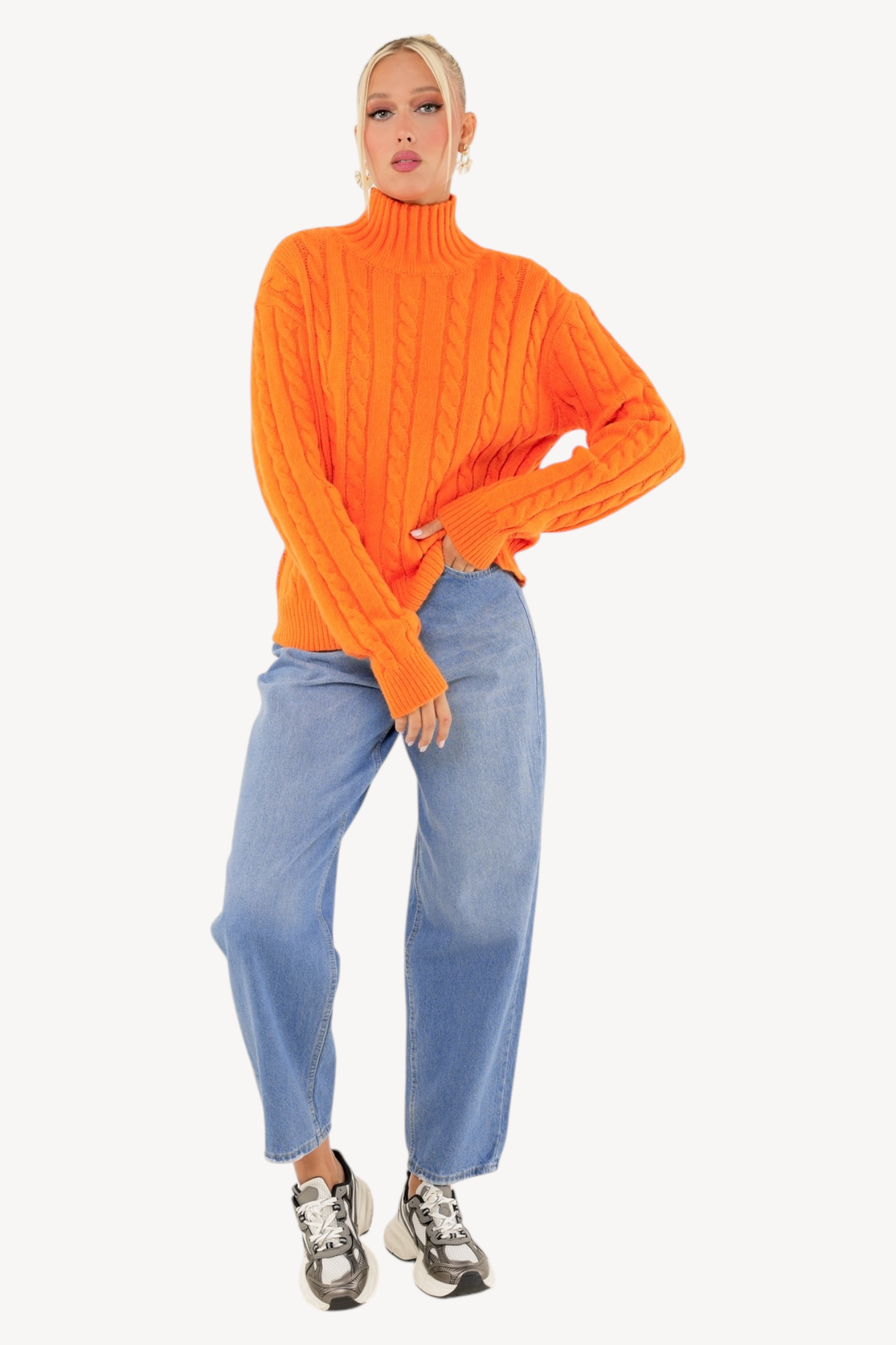 Sara sweater