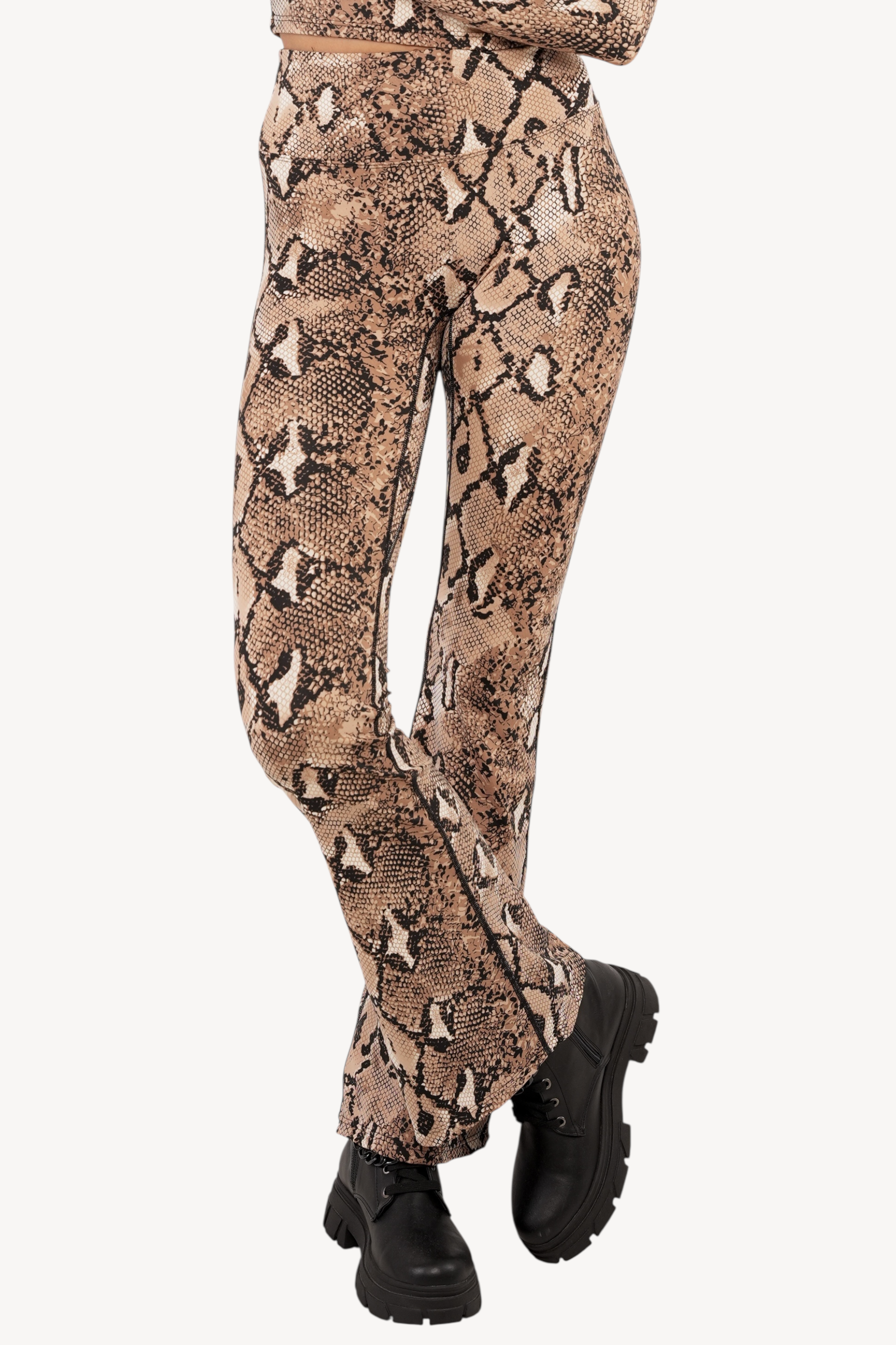 Lea Flair Pants
