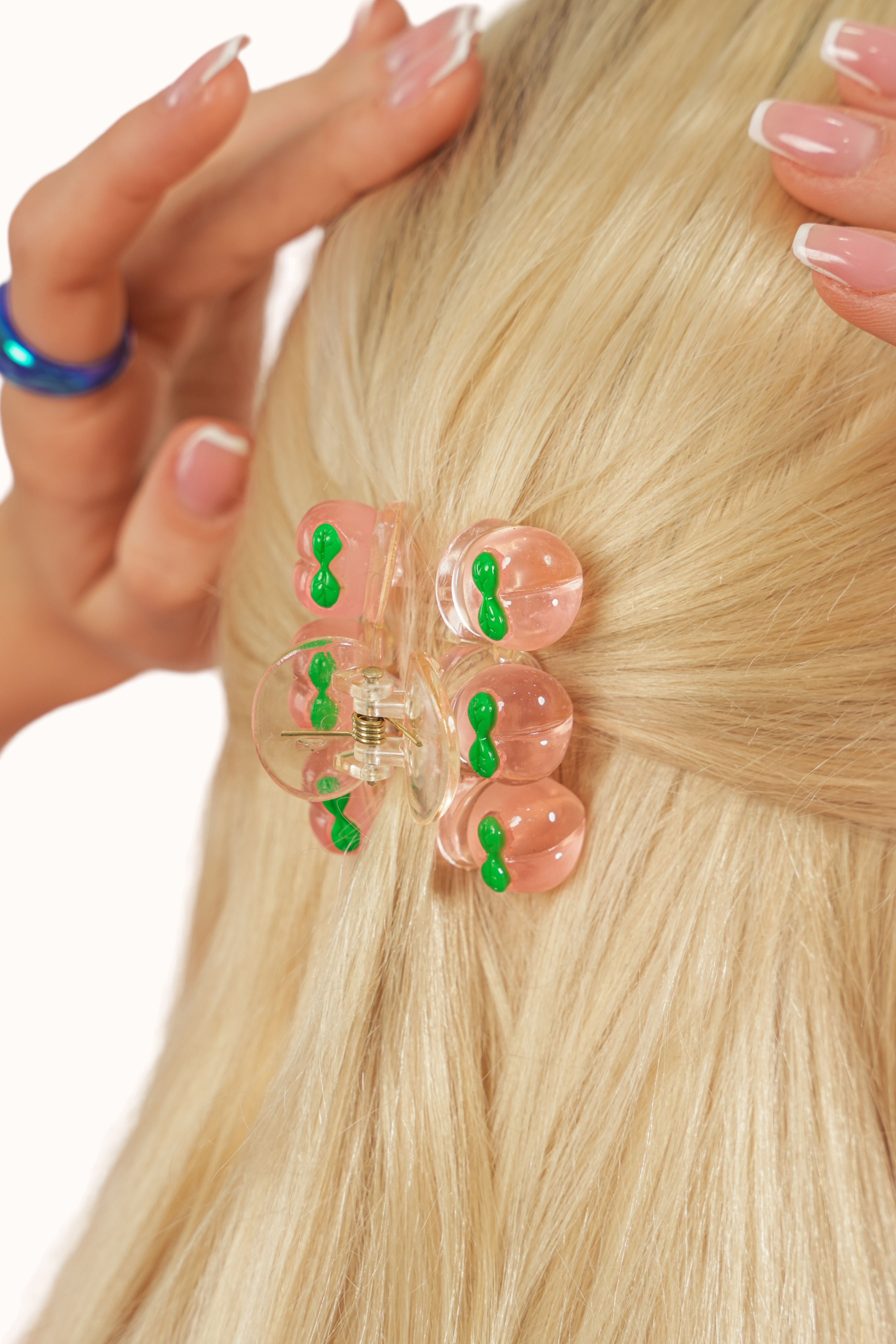 Pia Hair Clip - Peach