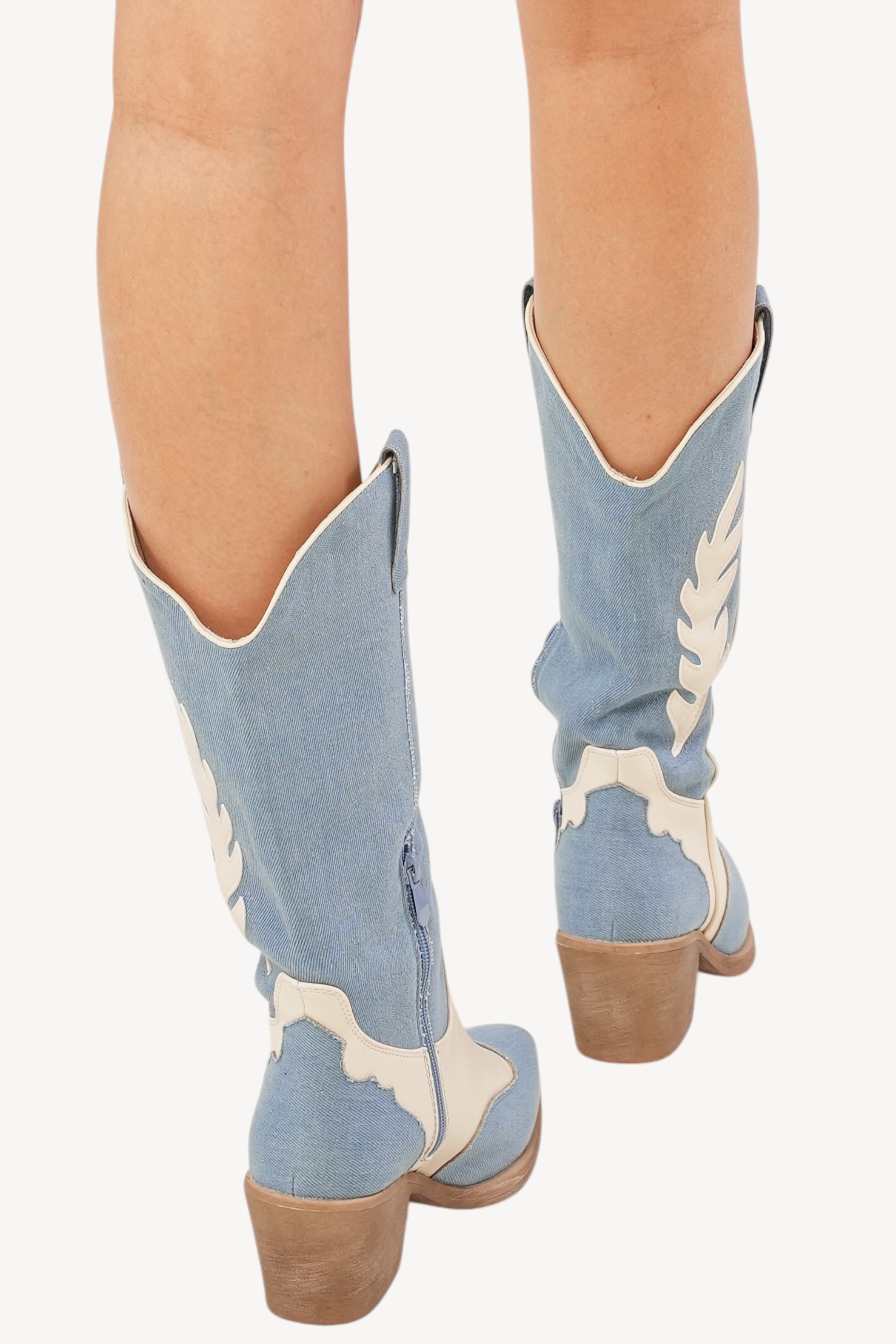 Sandy Cowboy Boots