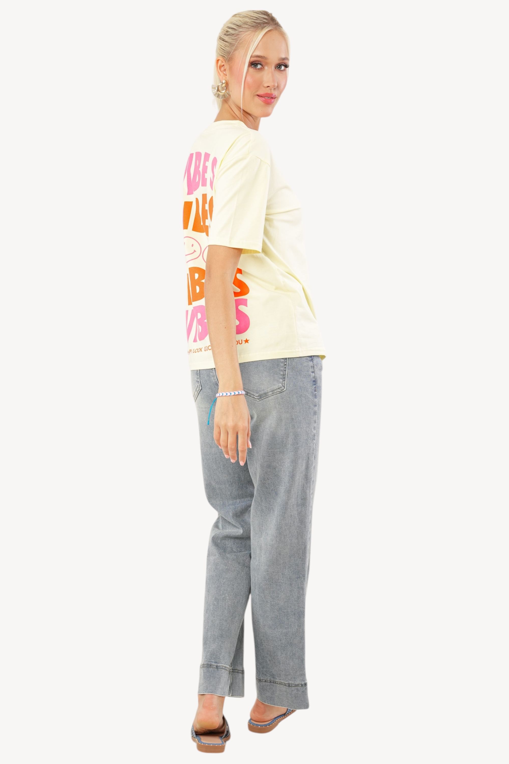 Vibes Tee