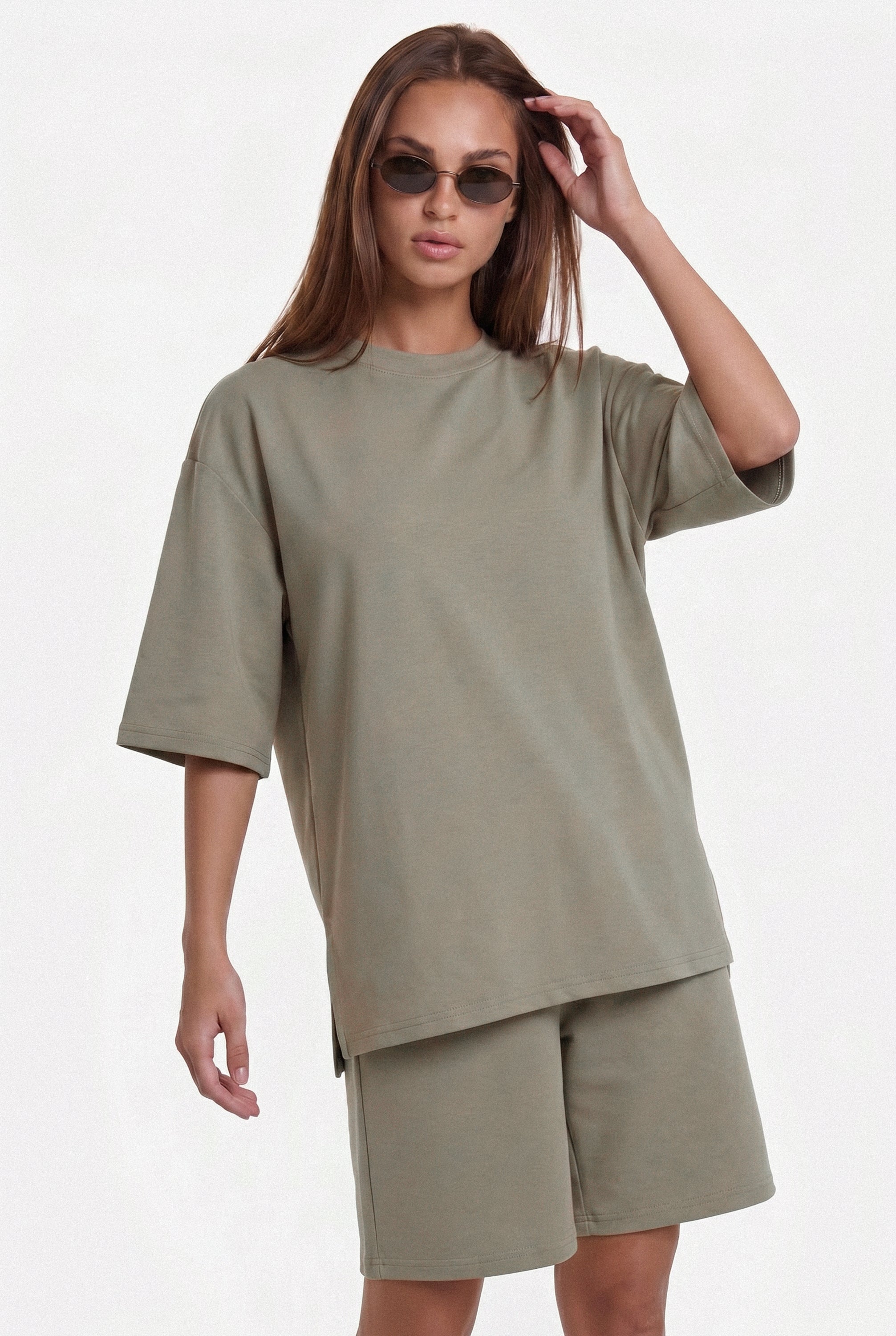 Lola Tee