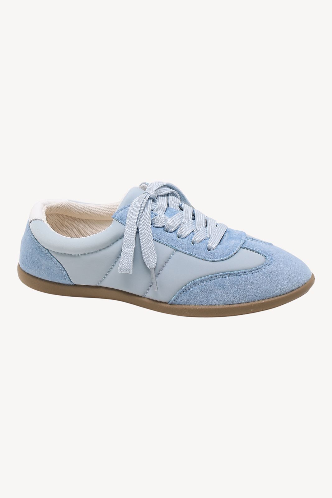 Delia Sneakers