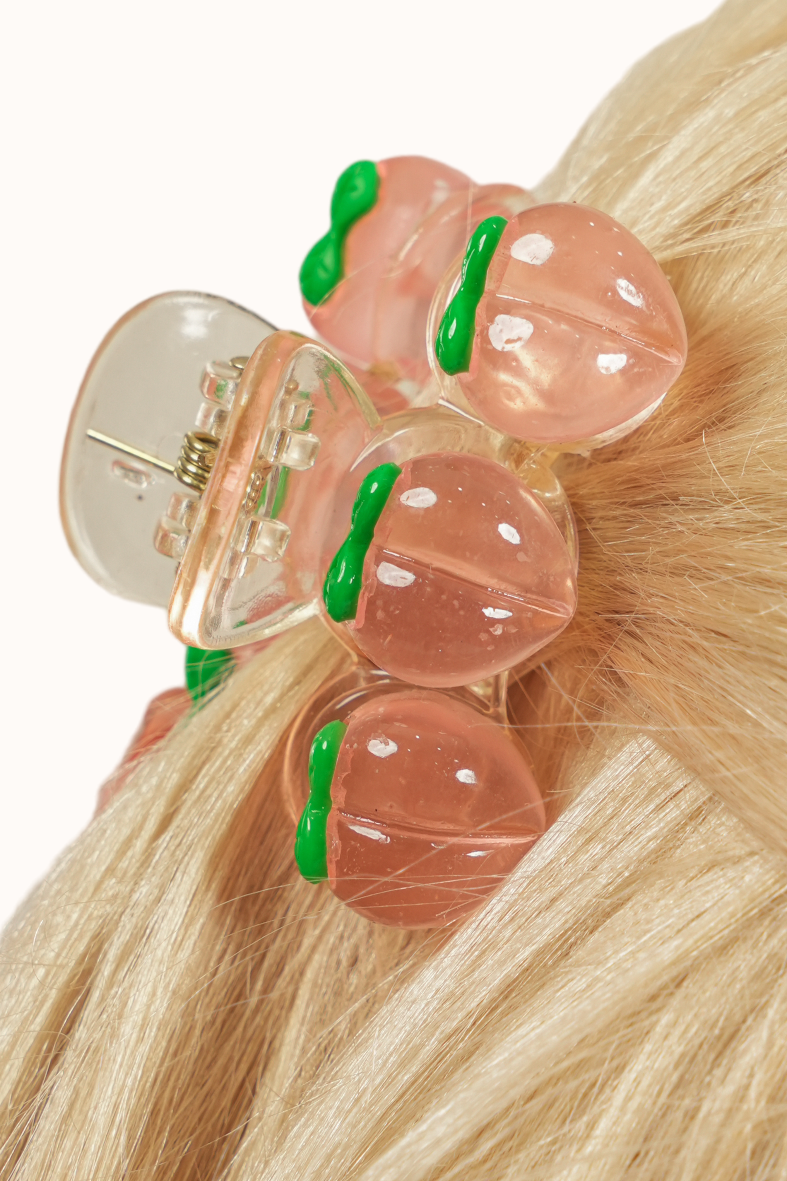 Pia Hair Clip - Peach