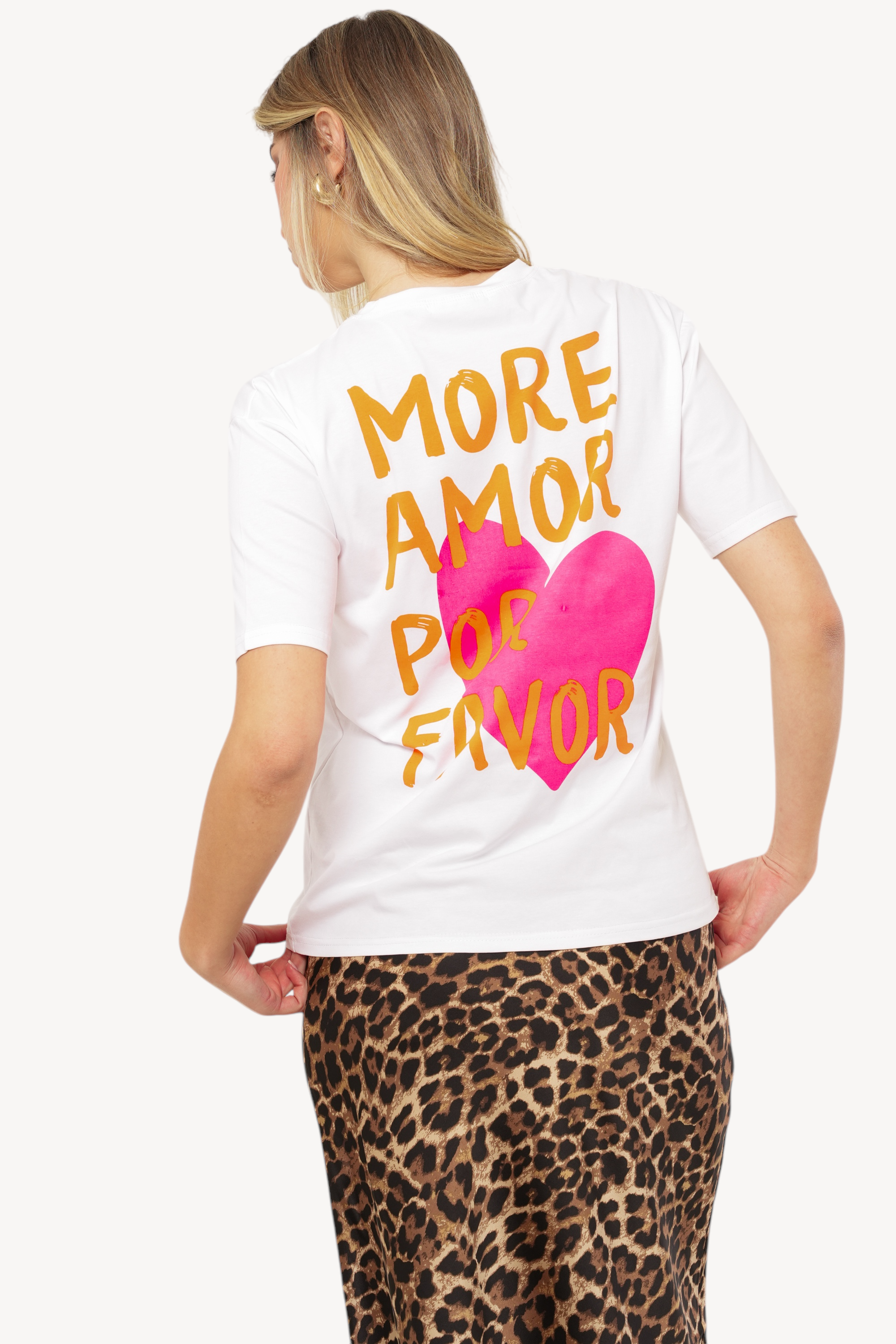 Amore Tee