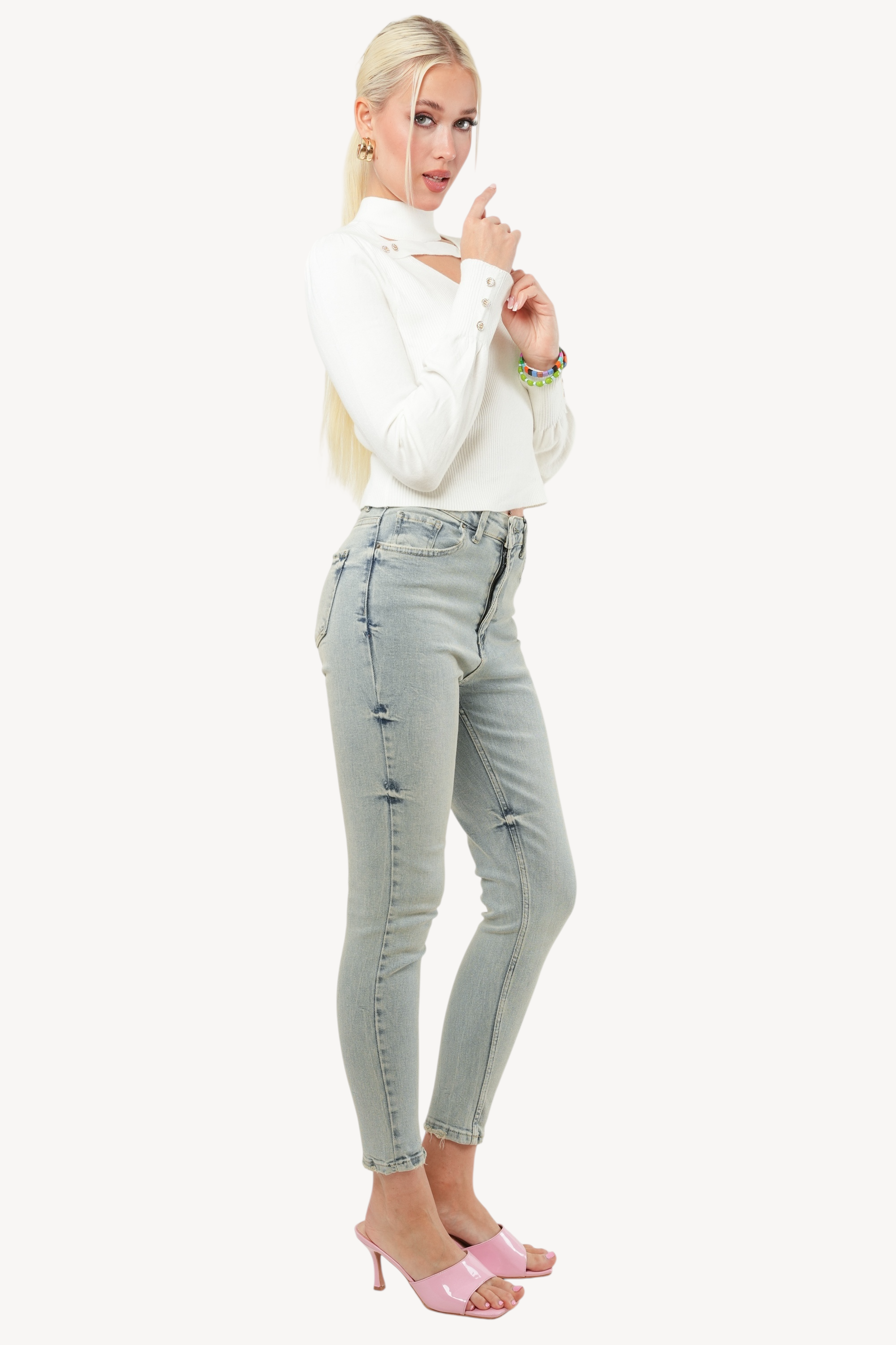 Ona Jeans