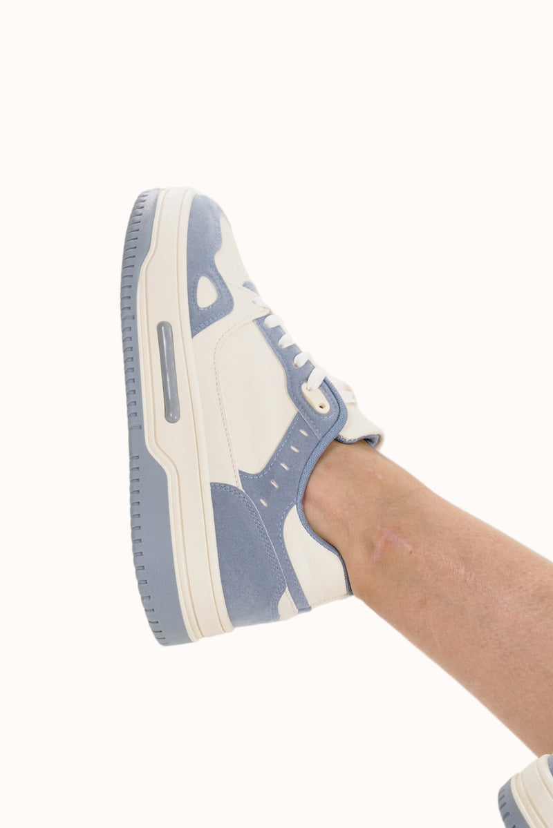 Daze Sneakers - Blue