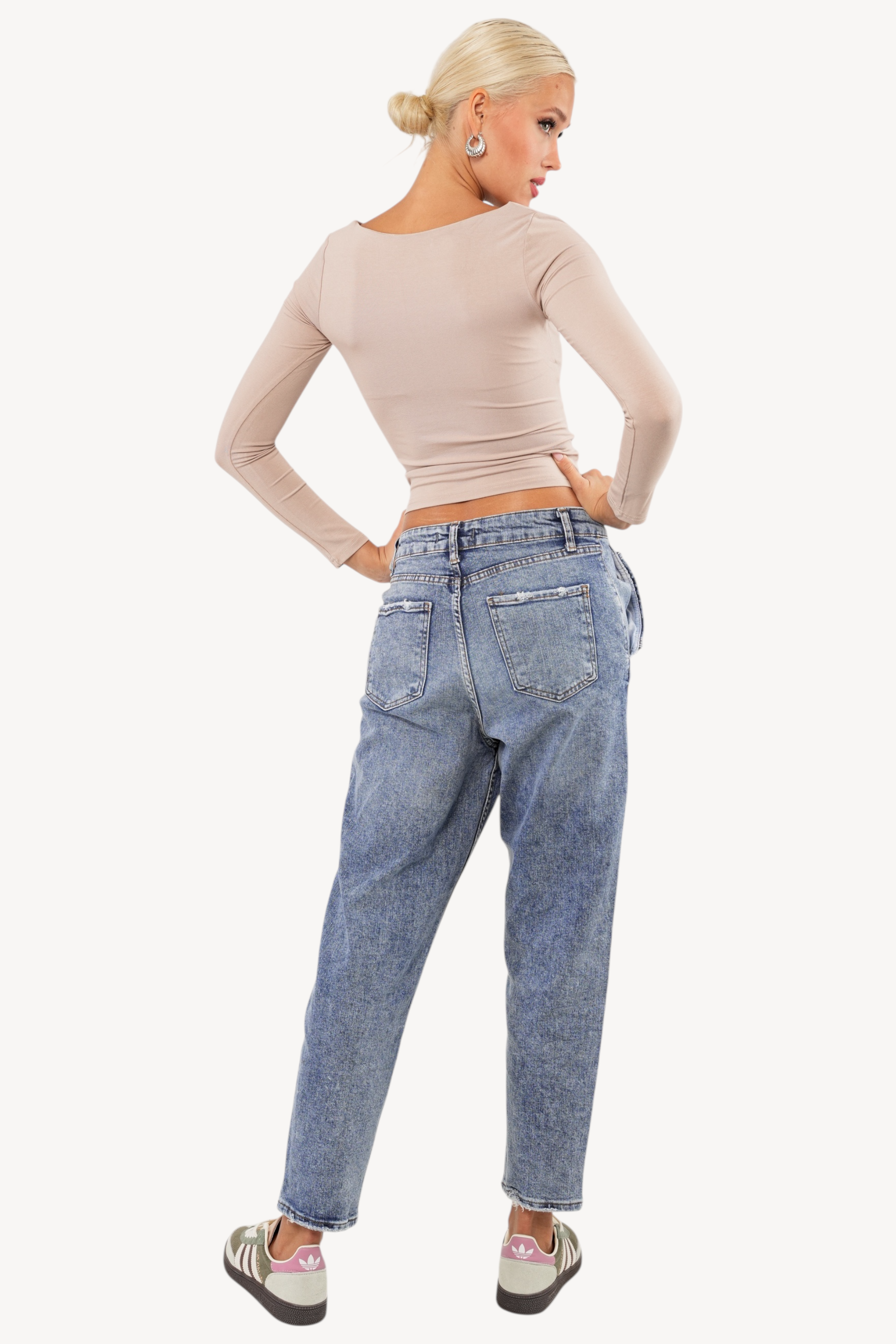 Bib Top