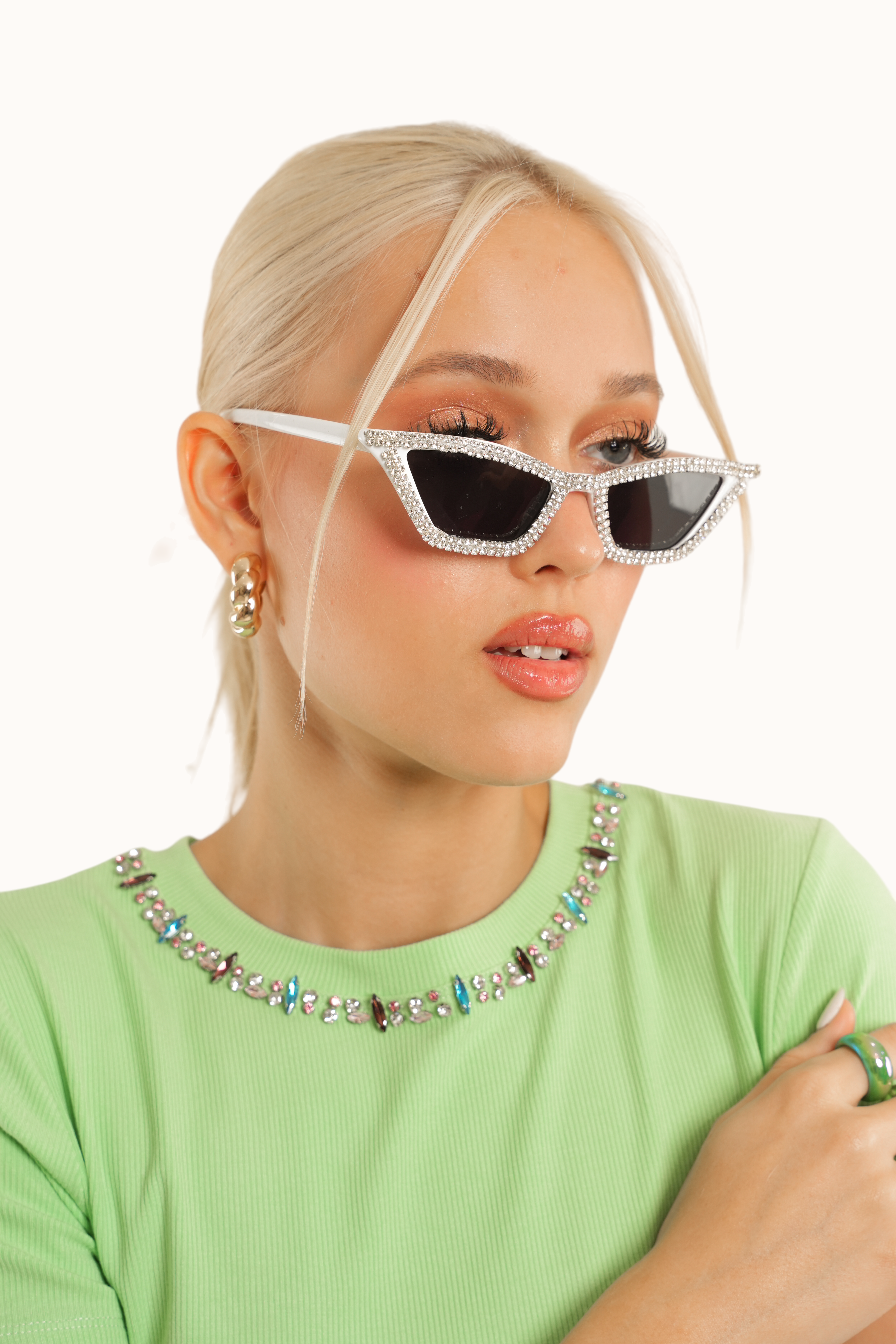Diva Sunglasses - White