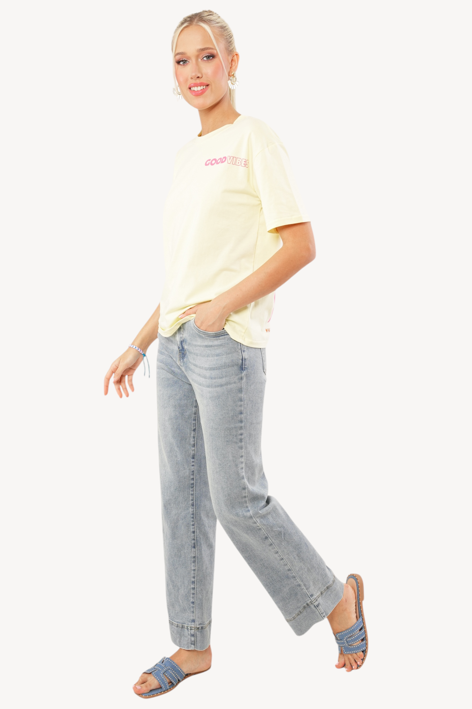 Vibes Tee