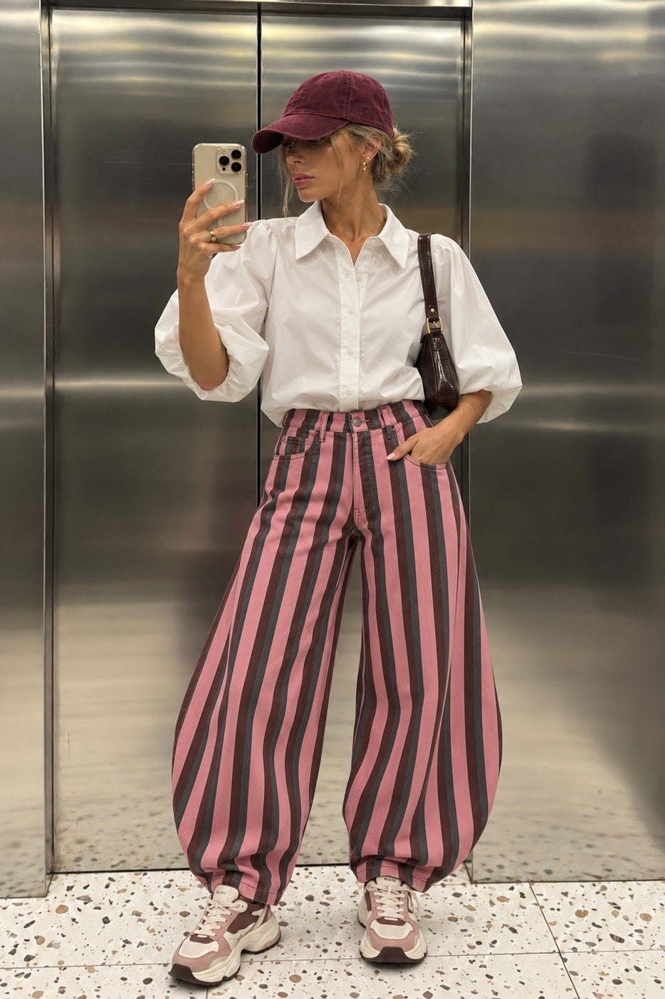Side Quest Balloon Jeans