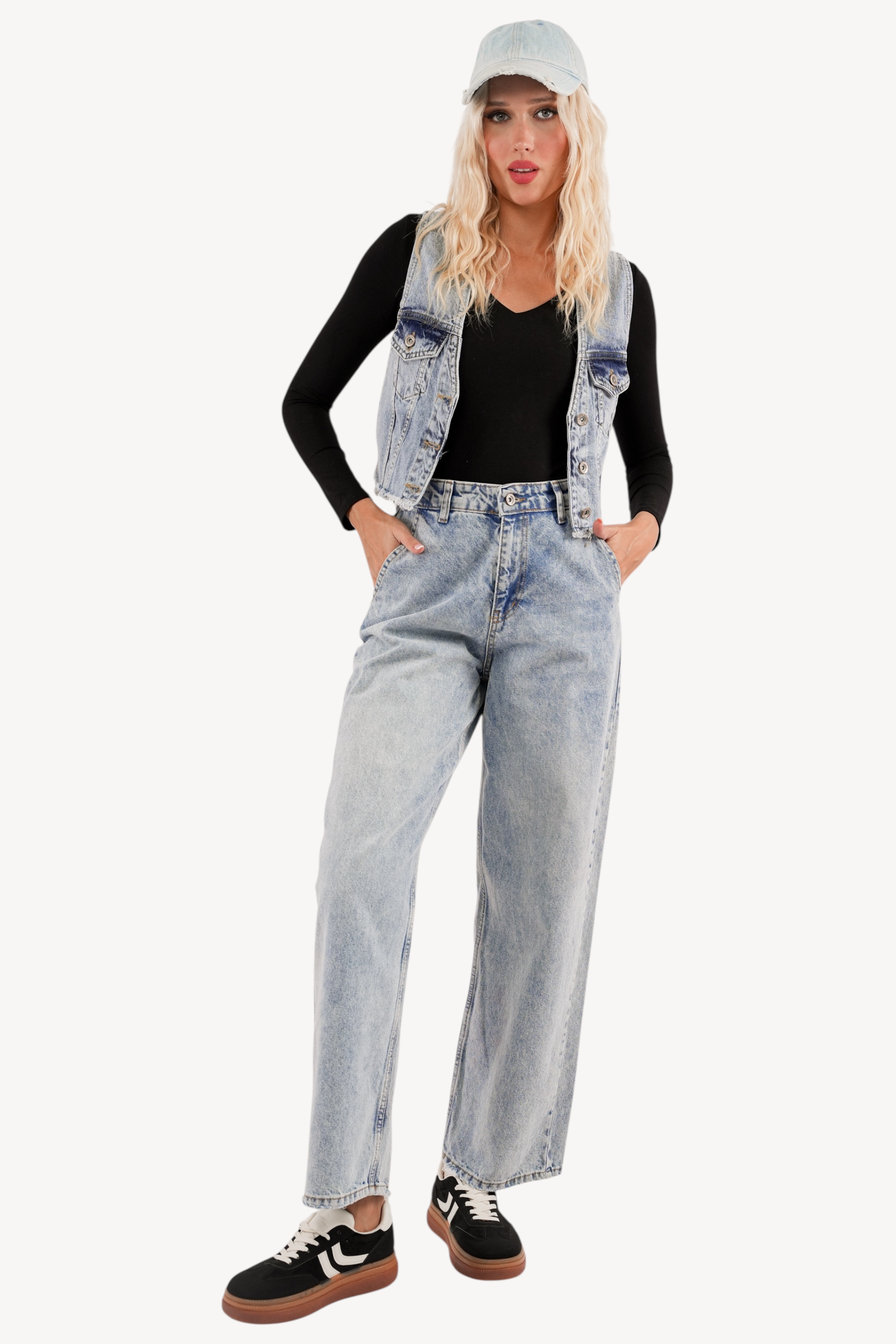 Mirna Jeans