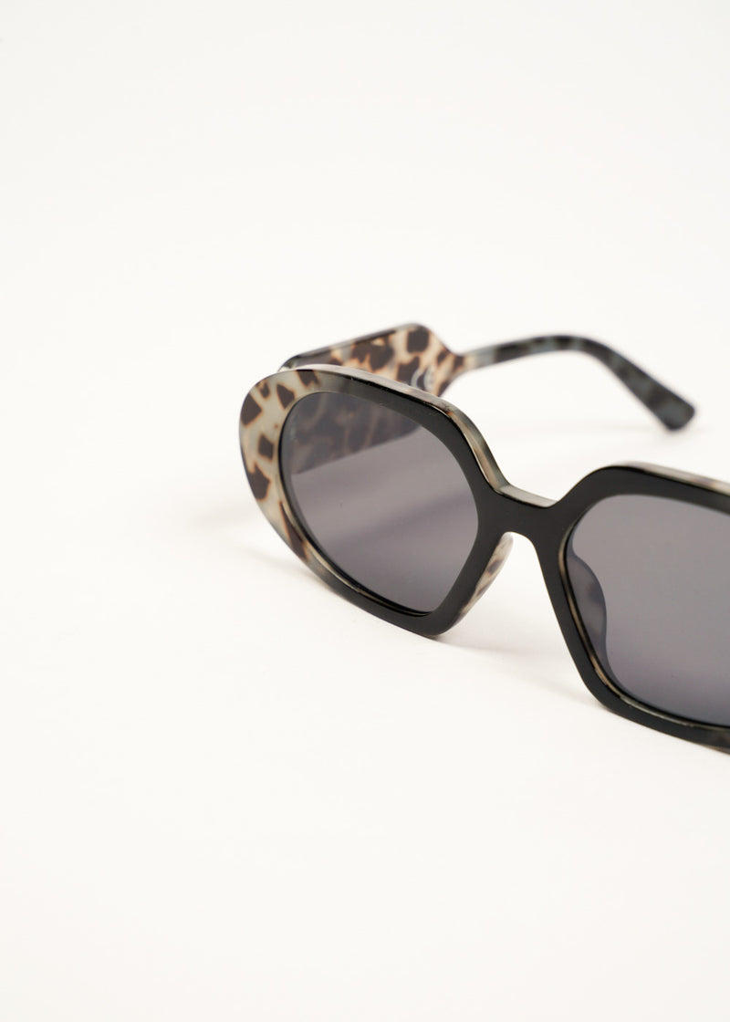 Scarlet Sunglasses - Grey